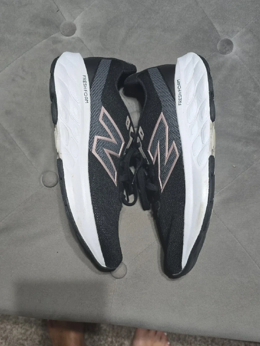 New Balance Fresh Foam 520 Women’s Black Running Shoes with Light Pewter Accents